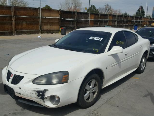 2G2WP552881122770 - 2008 PONTIAC GRAND PRIX WHITE photo 2