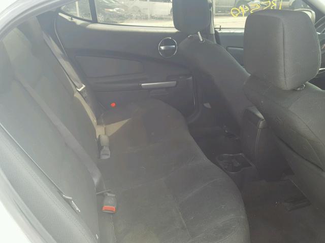 2G2WP552881122770 - 2008 PONTIAC GRAND PRIX WHITE photo 6