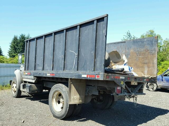 1FDNK74C4RVA19871 - 1994 FORD F700 F GRAY photo 3