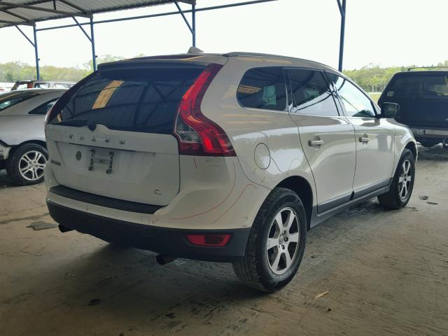 YV4940DL8B2160082 - 2011 VOLVO XC60 3.2 WHITE photo 4