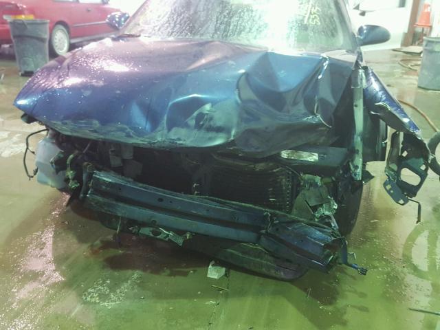 2G4WF551721165375 - 2002 BUICK REGAL GS BLUE photo 9