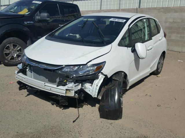 3HGGK5H41JM730433 - 2018 HONDA FIT LX WHITE photo 2
