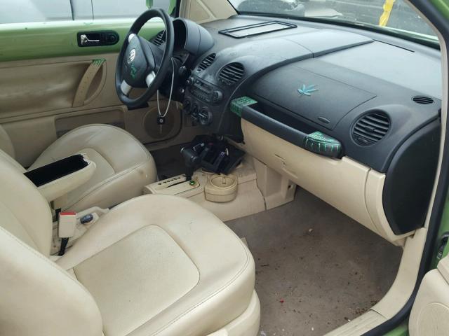 3VWCK21C21M464723 - 2001 VOLKSWAGEN NEW BEETLE 绿色 照片 5