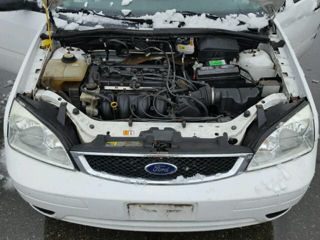 1FAFP36N47W209779 - 2007 FORD FOCUS ZXW WHITE photo 7