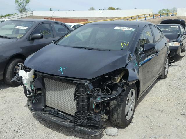 KNAFK4A62G5537297 - 2016 KIA FORTE LX BLACK photo 2