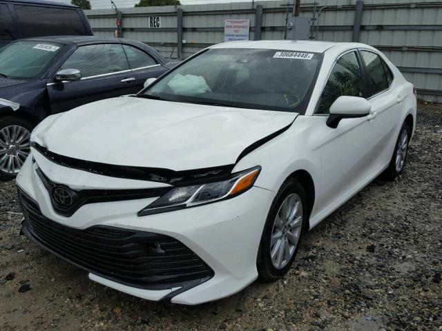 JTNB11HK1J3025650 - 2018 TOYOTA CAMRY L WHITE photo 2