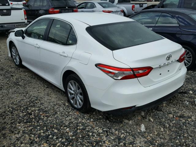 JTNB11HK1J3025650 - 2018 TOYOTA CAMRY L WHITE photo 3