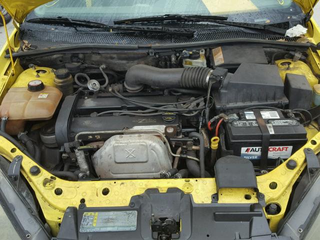 3FAFP37393R181763 - 2003 FORD FOCUS ZX5 YELLOW photo 7