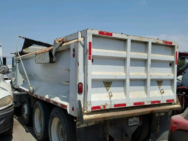 1FUYDCXB5XPB69170 - 1999 FREIGHTLINER CONVENTION WHITE photo 3