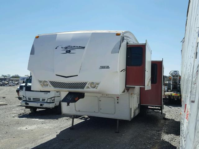 4YDF3732X8F810667 - 2008 KEYSTONE TRVL TRL WHITE photo 2