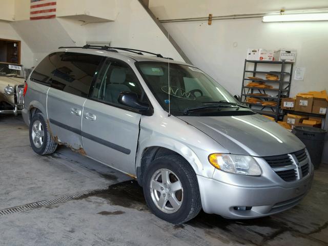 1D4GP45R95B215223 - 2005 DODGE CARAVAN SX SILVER photo 1