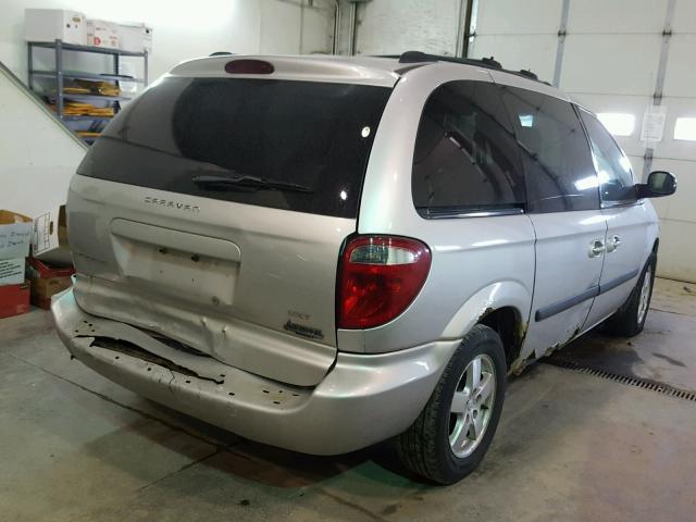 1D4GP45R95B215223 - 2005 DODGE CARAVAN SX SILVER photo 4