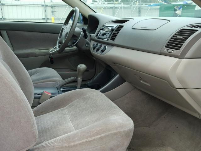 JTDBE32K730229905 - 2003 TOYOTA CAMRY LE BLUE photo 5