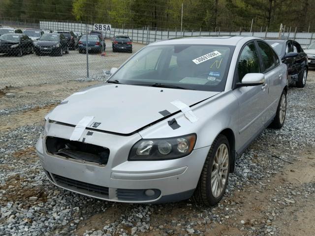 YV1MS682752056222 - 2005 VOLVO S40 T5 SILVER photo 2