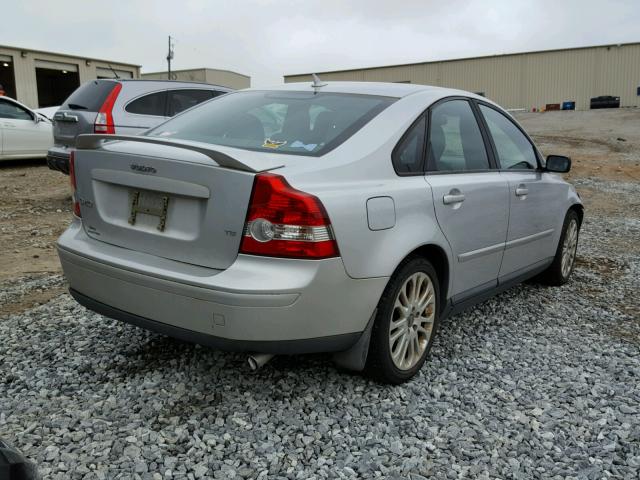 YV1MS682752056222 - 2005 VOLVO S40 T5 SILVER photo 4