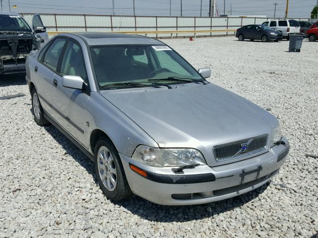 YV1VS295X2F843000 - 2002 VOLVO S40 1.9T SILVER photo 1