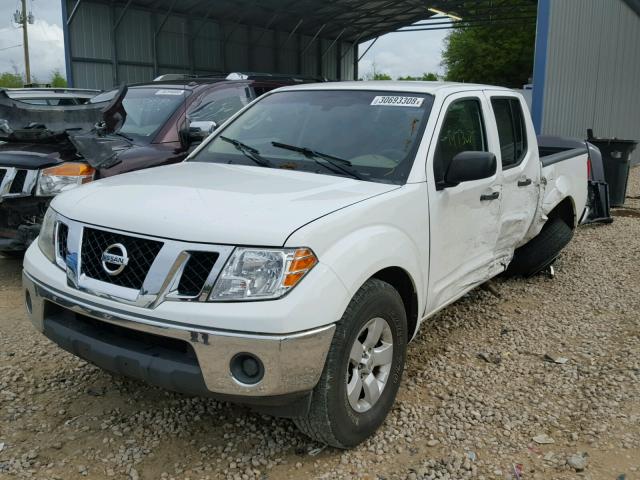 1N6AD0ER0BC403393 - 2011 NISSAN FRONTIER S WHITE photo 2