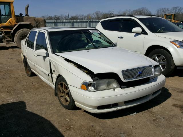 YV1LS61J0Y2665170 - 2000 VOLVO S70 BASE WHITE photo 1