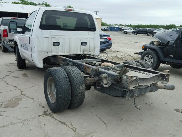 1FDRF3GT2BEA58829 - 2011 FORD F350 SUPER WHITE photo 3