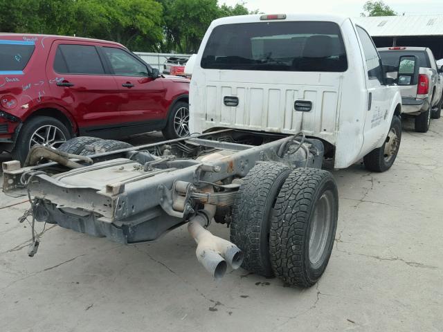 1FDRF3GT2BEA58829 - 2011 FORD F350 SUPER WHITE photo 4