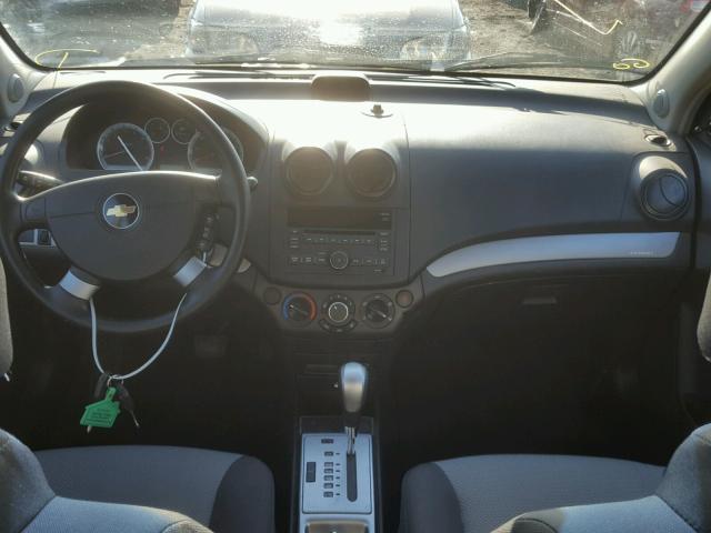 KL1TD66E59B655481 - 2009 CHEVROLET AVEO LS YELLOW photo 9