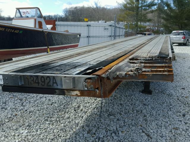 1UYFS24889A745815 - 2009 UTILITY FLAT BED SILVER photo 9