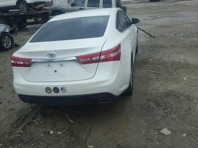 4T1BK1EBXDU013335 - 2013 TOYOTA AVALON BAS WHITE photo 4