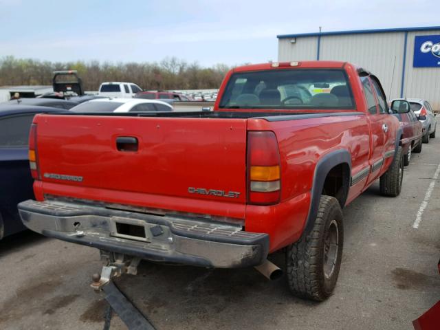 1GCHC29182E108714 - 2002 CHEVROLET SILVERADO RED photo 4