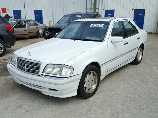 WDBHA24G8YA852040 - 2000 MERCEDES-BENZ C 230 WHITE photo 2