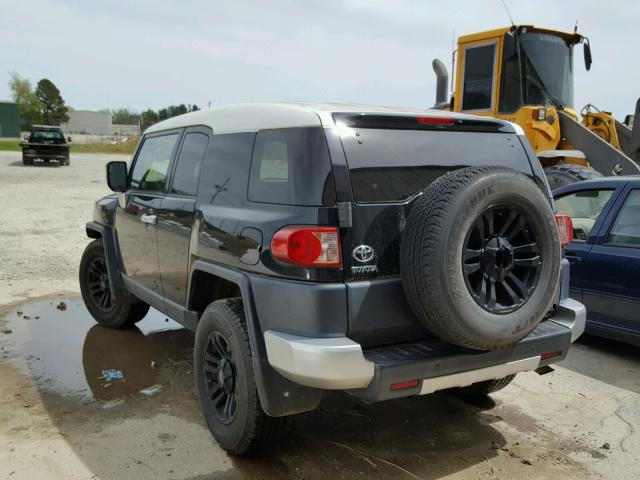 JTEZU11F170015651 - 2007 TOYOTA FJ CRUISER BLACK photo 3