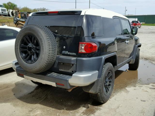 JTEZU11F170015651 - 2007 TOYOTA FJ CRUISER BLACK photo 4