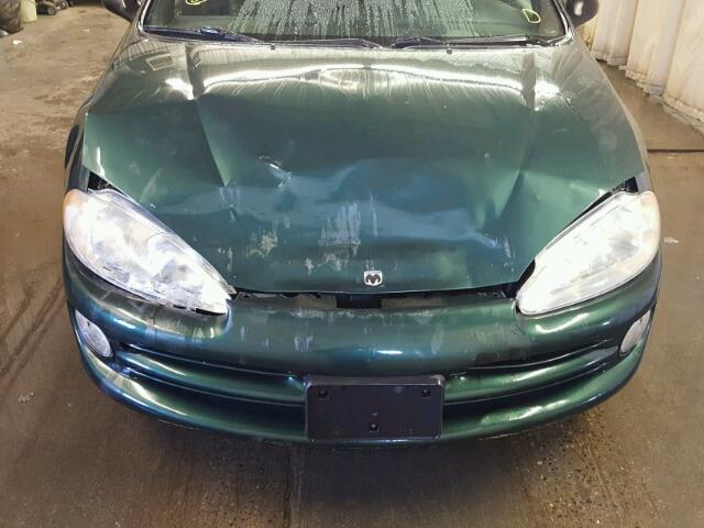 2B3HD56JXWH108703 - 1998 DODGE INTREPID E GREEN photo 9