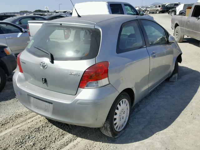 JTDJT903695239174 - 2009 TOYOTA YARIS GRAY photo 4