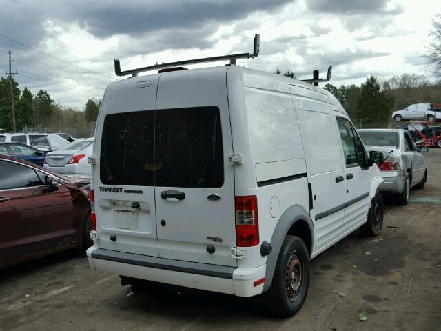 NM0LS7DN6DT139721 - 2013 FORD TRANSIT CO WHITE photo 4