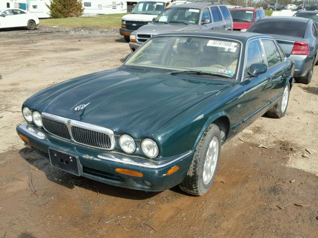 SAJDA14C5YLF01201 - 2000 JAGUAR XJ8 GREEN photo 2