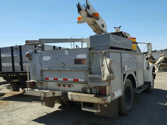 1FDMF70J6SVA70394 - 1995 FORD F700 WHITE photo 4