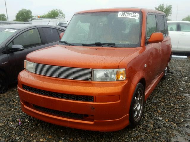 JTLKT324740159156 - 2004 TOYOTA SCION XB ORANGE photo 2