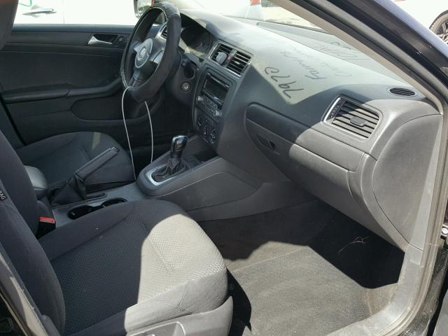 3VW2K7AJ6EM431754 - 2014 VOLKSWAGEN JETTA BASE 黑色 照片 5