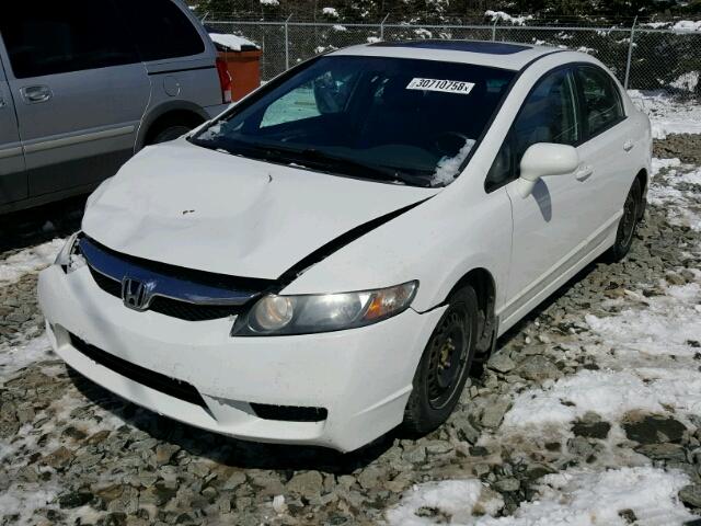 2HGFA1F02AH002044 - 2010 HONDA CIVIC EXL WHITE photo 2