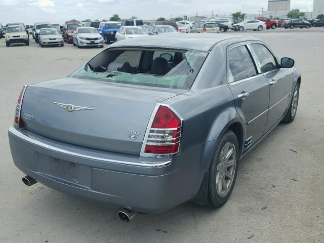 2C3KA63H76H433043 - 2006 CHRYSLER 300C GRAY photo 4