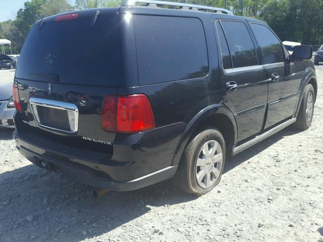 5LMFU27516LJ12110 - 2006 LINCOLN NAVIGATOR შავი ფოტო 4