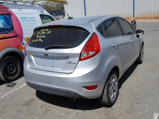 3FADP4FJ9BM176409 - 2011 FORD FIESTA SES SILVER photo 4