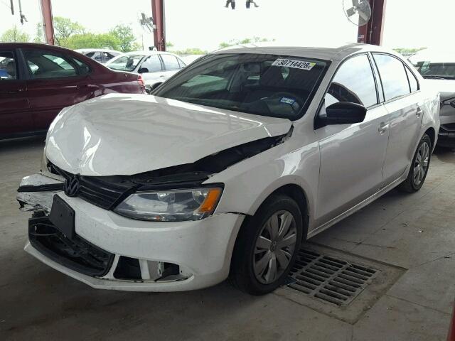 3VW2K7AJ3CM353379 - 2012 VOLKSWAGEN JETTA BASE 白色 照片 2