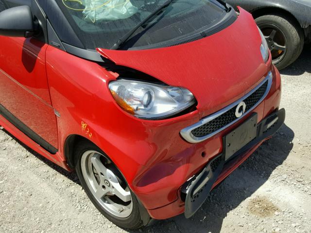 WMEEJ3BA8DK692014 - 2013 SMART FORTWO PUR RED photo 9