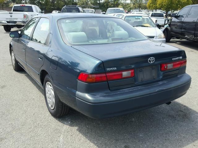 JT2BG22K3V0055427 - 1997 TOYOTA CAMRY LE GREEN photo 3