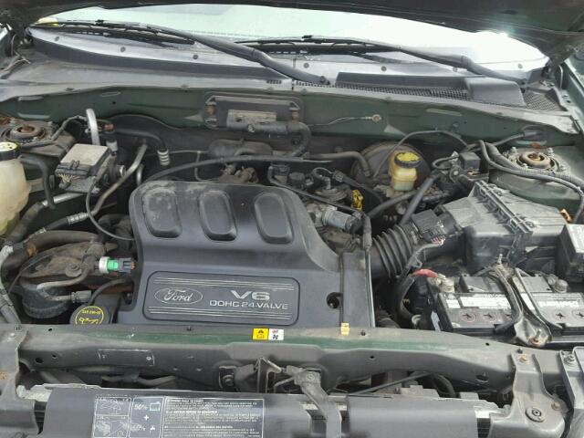 1FMYU03112KA69715 - 2002 FORD ESCAPE XLT GREEN photo 7