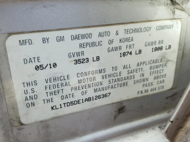 KL1TD5DE1AB126367 - 2010 CHEVROLET AVEO LS SILVER photo 10