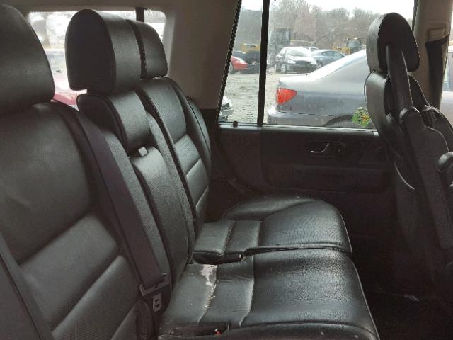 SALTW19414A851188 - 2004 LAND ROVER DISCOVERY BLACK photo 6