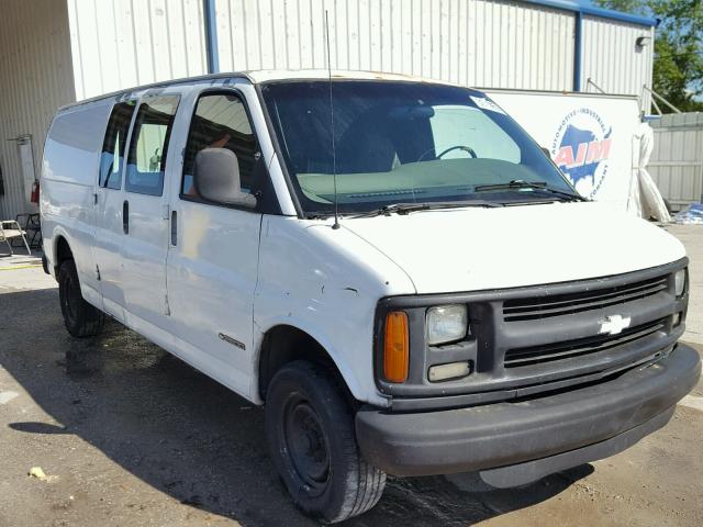 1GCGG29R511183334 - 2001 CHEVROLET EXPRESS G2 WHITE photo 1