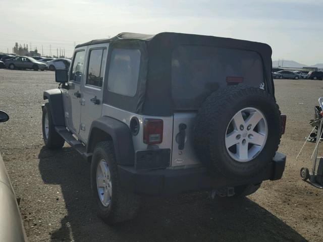 1J4GA39137L147053 - 2007 JEEP WRANGLER X GRAY photo 3